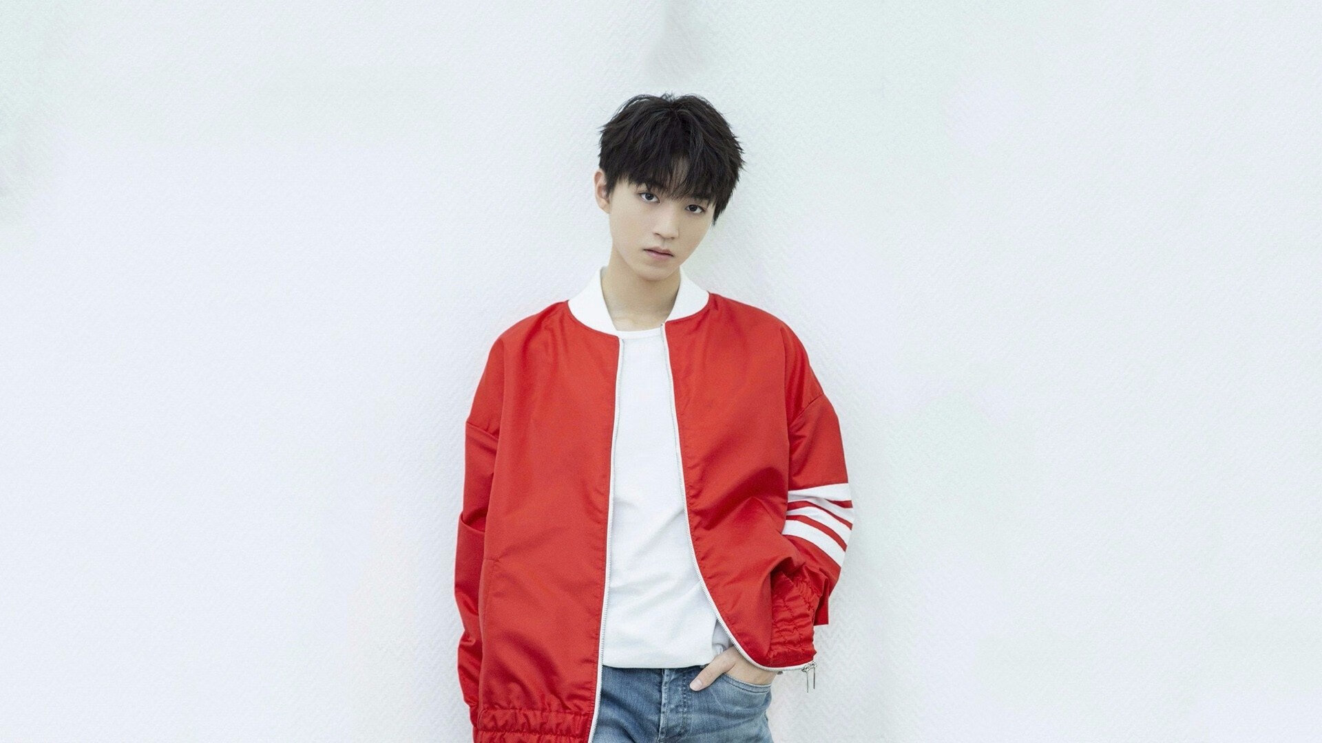 kaiyun体育app-恩多比·恩乔：从远距离踢球到进攻调度，他的全能表现助南非取胜