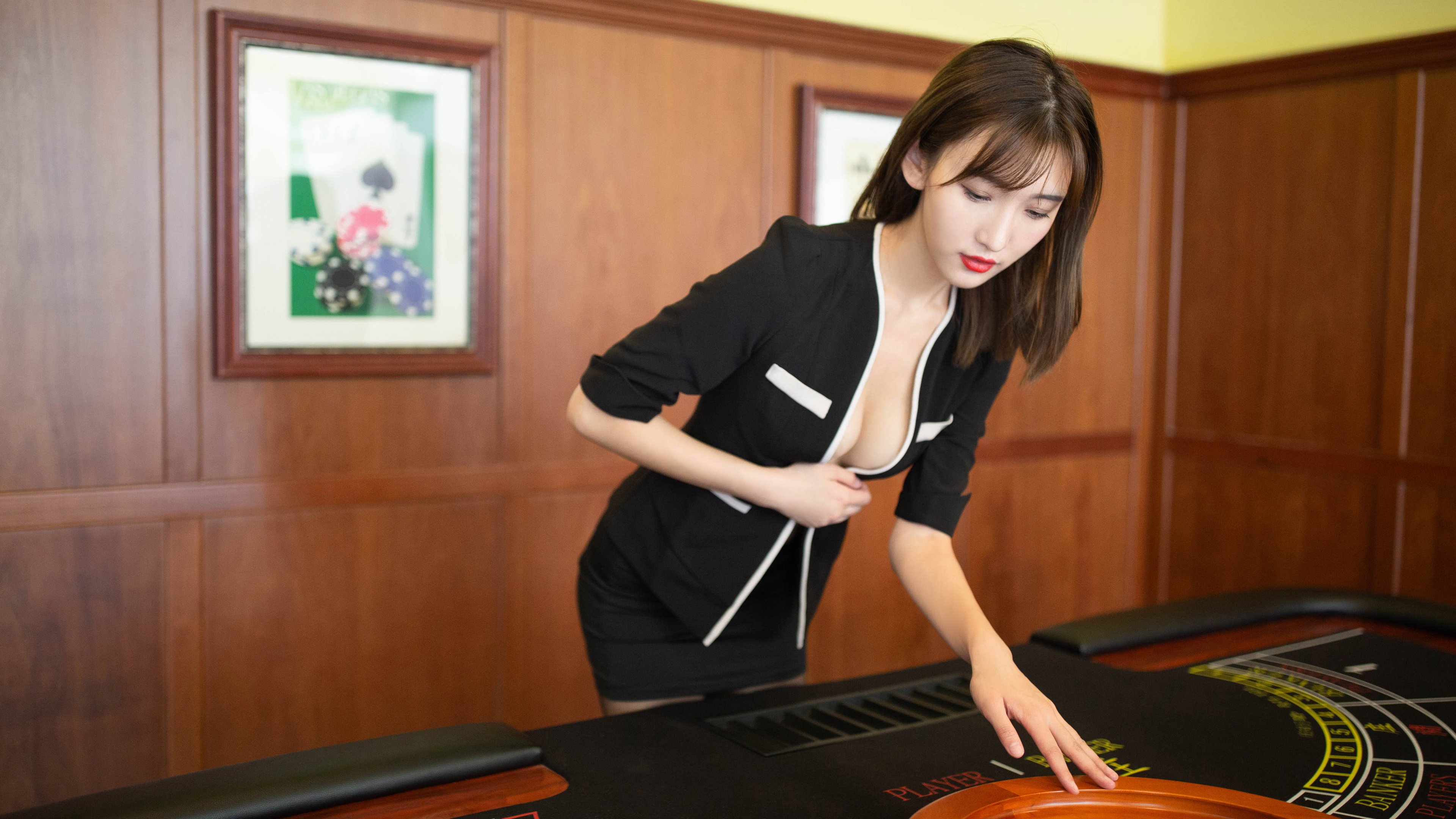 开云网页版-黄蜂主打转换进攻增加节奏变化，黄蜂前期怎么打